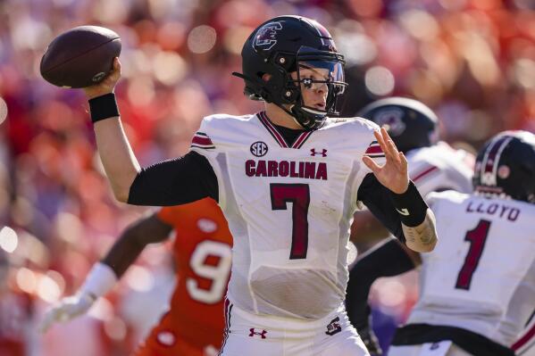 South Carolina beats Clemson for 2nd straight top 10 win AP News
